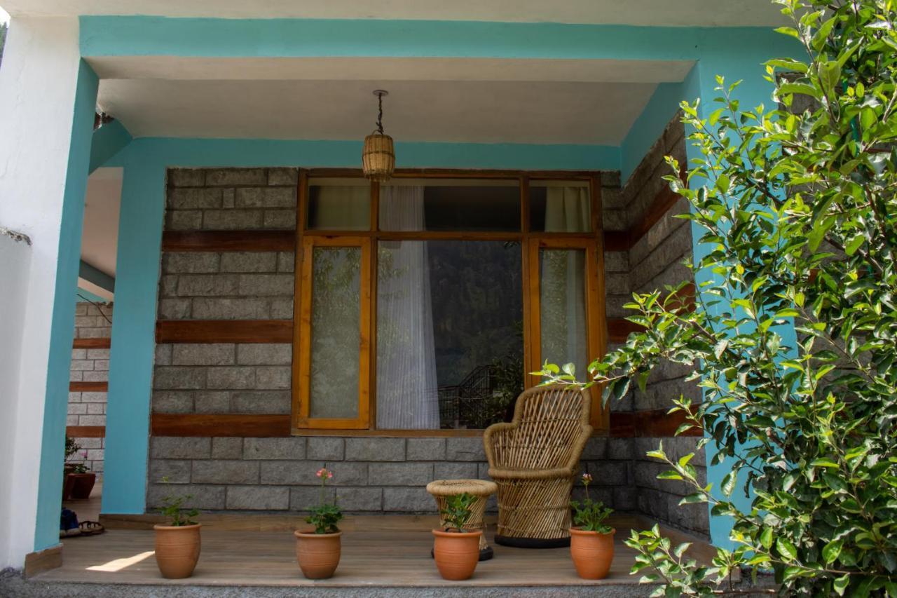 Jal-Vayu Cottages มะนาลี ภายนอก รูปภาพ
